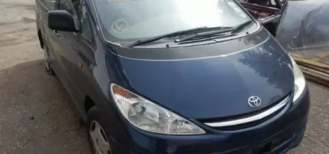 Toyota Previa 2000 m.