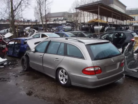 Mercedes-Benz E-211 2006 m., 2 nuotrauka