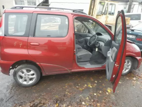 Toyota Yaris verso 2002 m., 4 nuotrauka