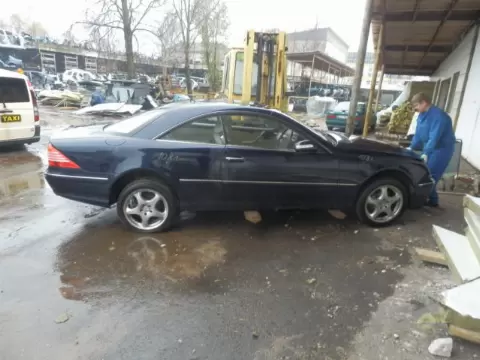 Mercedes-Benz CL-215 2003 m., 2 nuotrauka