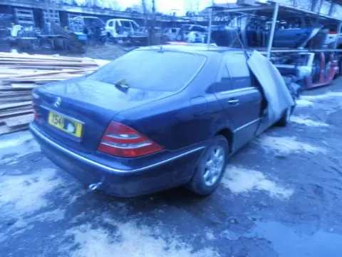 Mercedes-Benz S-220 2000 m.