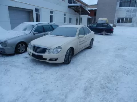 Mercedes-Benz E-211 2008 m.