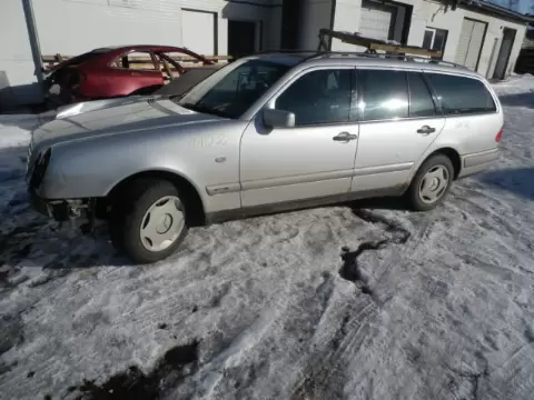 Mercedes-Benz E-210 1997 m., 2 nuotrauka
