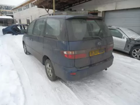 Toyota Previa 2002 m., 2 nuotrauka