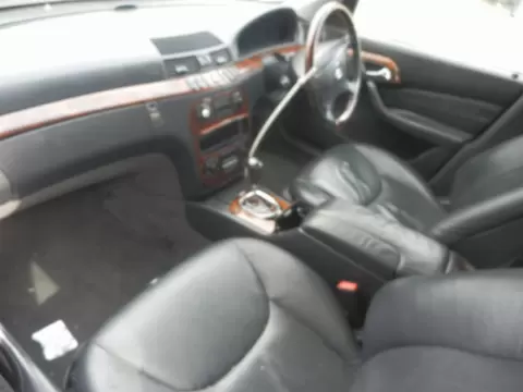 Mercedes-Benz S-220 2001 m.