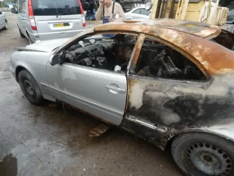 Mercedes-Benz CLK-208 2000 m., 3 nuotrauka
