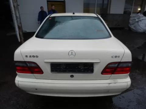 Mercedes-Benz E-210 2002 m., 5 nuotrauka