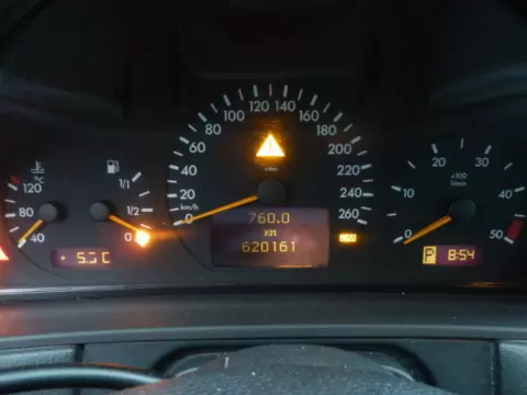 Mercedes-Benz E-210 2002 m., 7 nuotrauka