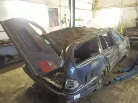 Mercedes-Benz E-210 1997 m., 2 nuotrauka