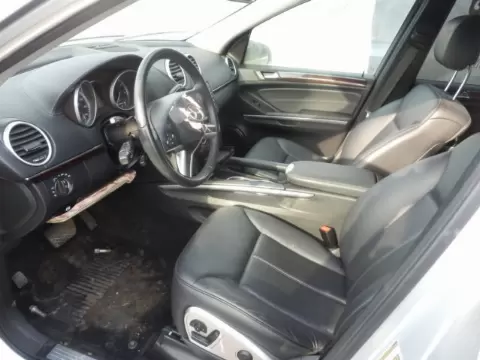 Mercedes-Benz GL 2010 m., 9 nuotrauka