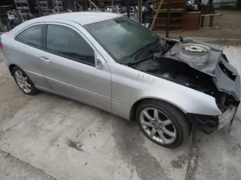 Mercedes-Benz CLC-203 Sport coupe 2002 m., 2 nuotrauka