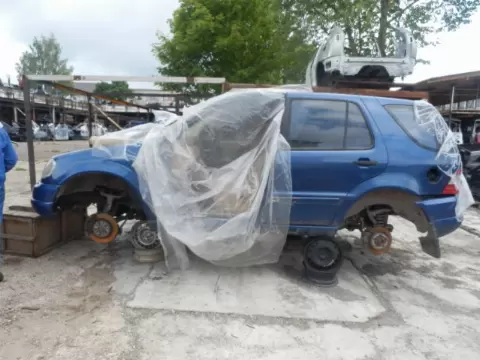 Mercedes-Benz ML-163 2001 m., 2 nuotrauka