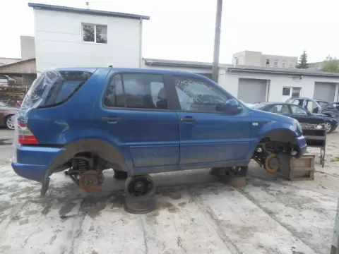 Mercedes-Benz ML-163 2001 m., 8 nuotrauka