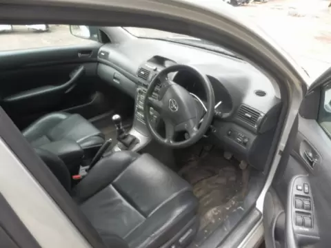 Toyota Avensis 2005 m., 3 nuotrauka