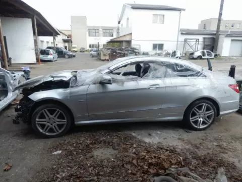 Mercedes-Benz E-207 coupe 2012 m., 5 nuotrauka