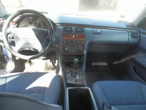 Mercedes-Benz E-210 1999 m., 2 nuotrauka