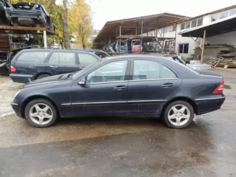 Mercedes-Benz C-203 2003 m., 4 nuotrauka