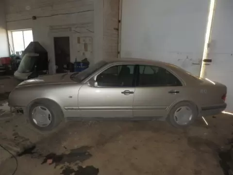 Mercedes-Benz E-210 1998 m., 6 nuotrauka