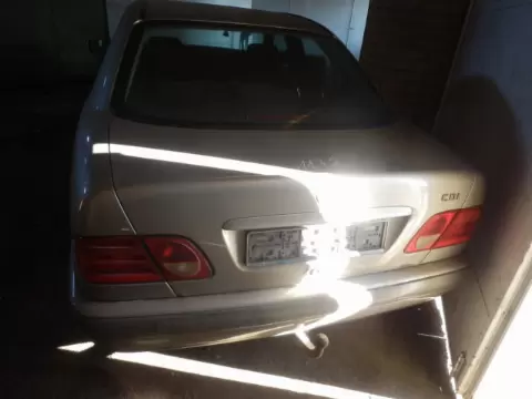 Mercedes-Benz E-210 1998 m., 5 nuotrauka
