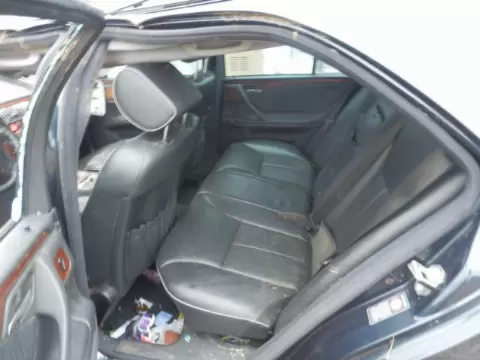 Mercedes-Benz E-210 2001 m., 8 nuotrauka