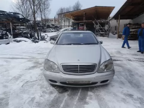Mercedes-Benz S-220 2000 m., 2 nuotrauka