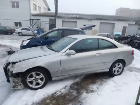 Mercedes-Benz CLK-209 2003 m., 7 nuotrauka