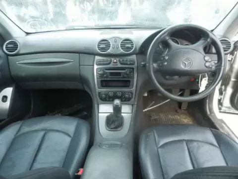 Mercedes-Benz CLK-209 2003 m., 6 nuotrauka