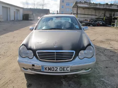 Mercedes-Benz C-203 2002 m., 2 nuotrauka