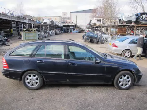 Mercedes-Benz C-203 2002 m.