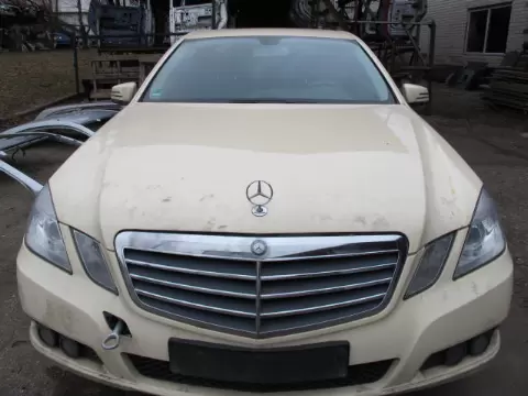 Mercedes-Benz E-212 2010 m.