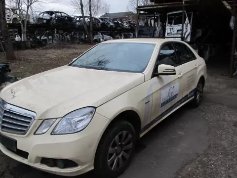 Mercedes-Benz E-212 2010 m., 4 nuotrauka