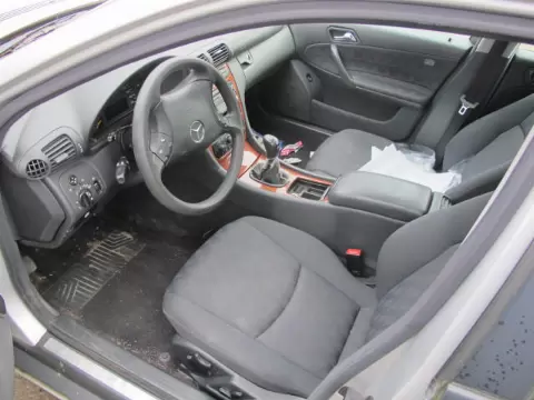 Mercedes-Benz C-203 2002 m., 3 nuotrauka