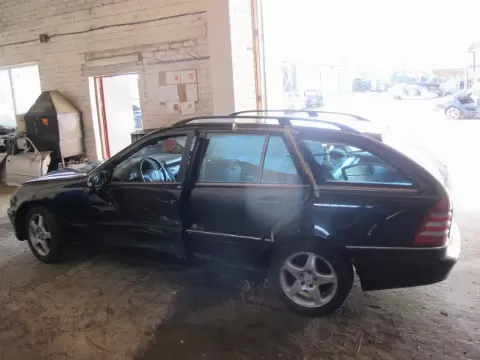 Mercedes-Benz C-203 2001 m., 7 nuotrauka
