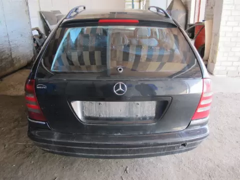 Mercedes-Benz C-203 2001 m., 5 nuotrauka