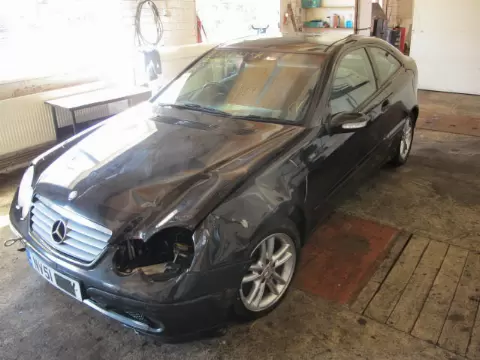 Mercedes-Benz CLC-203 Sport coupe 2001 m.