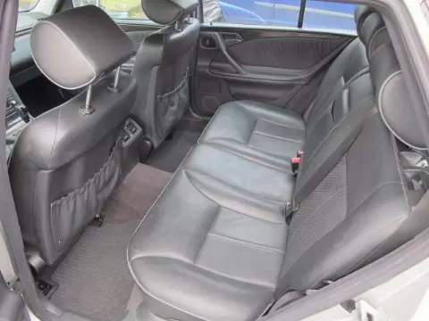 Mercedes-Benz E-210 2002 m., 2 nuotrauka