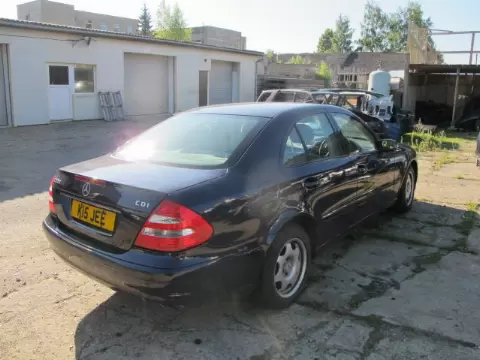 Mercedes-Benz E-211 2003 m., 8 nuotrauka