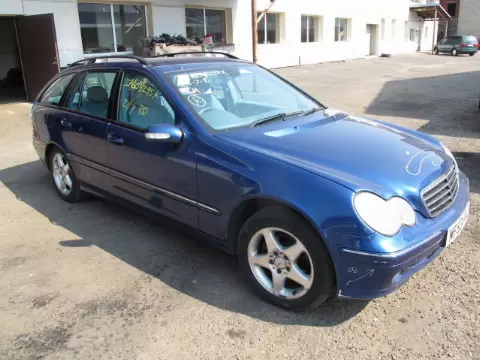 Mercedes-Benz C-203 2003 m.