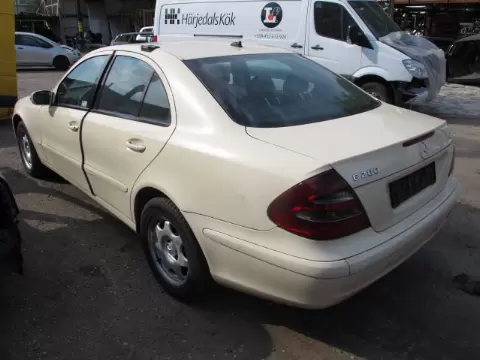 Mercedes-Benz E-211 2004 m.
