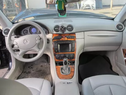 Mercedes-Benz CLK-209 2003 m., 2 nuotrauka