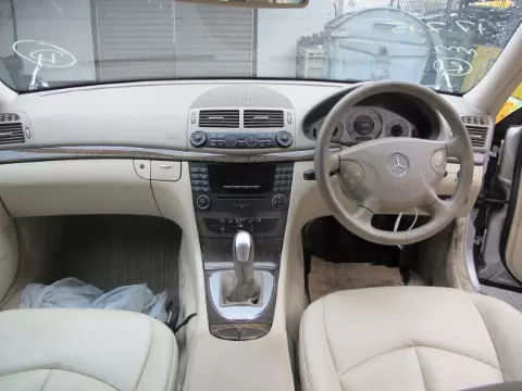Mercedes-Benz E-211 2005 m., 9 nuotrauka