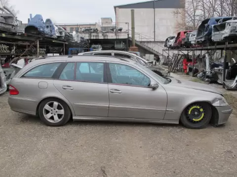 Mercedes-Benz E-211 2003 m., 6 nuotrauka