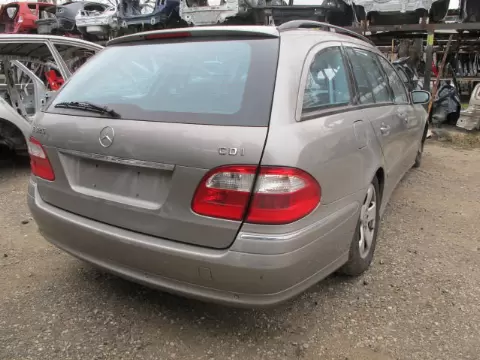 Mercedes-Benz E-211 2003 m.