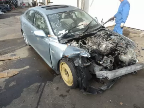 Lexus IS 2006 m.