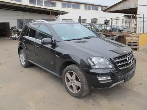 Mercedes-Benz ML-164 2011 m., 2 nuotrauka