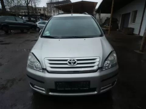 Toyota Avensis Verso 2001 m., 9 nuotrauka