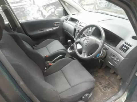 Toyota Corola verso 2001 m., 5 nuotrauka