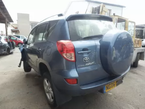 Toyota RAW-4 2006 m., 4 nuotrauka