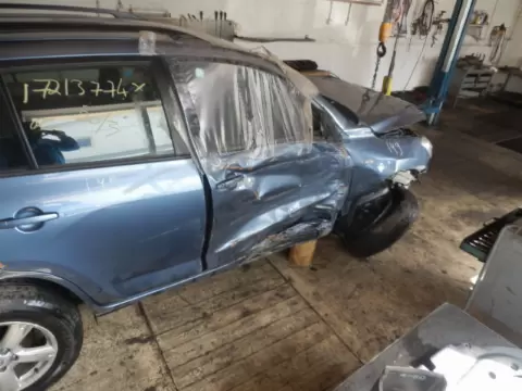 Toyota RAW-4 2006 m., 3 nuotrauka