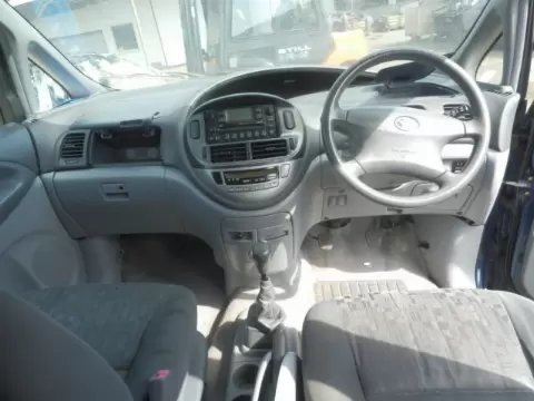 Toyota Previa 2001 m., 7 nuotrauka